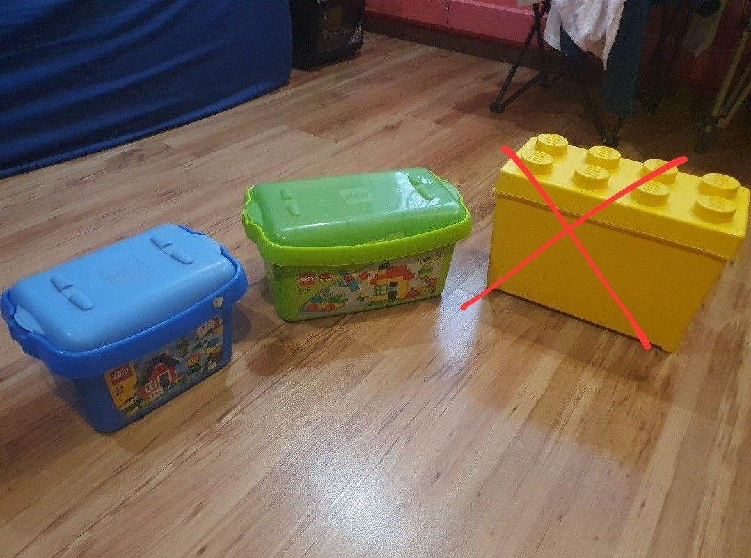empty lego boxes (Category: Lego & Building Sets) located in Singapore. Submitted by limk76497 (Listing ID 1410078621, Image 1). Description: Prices: From left to right: $4, $5, $6 Self collect at blk 43 cambridge road 210043.