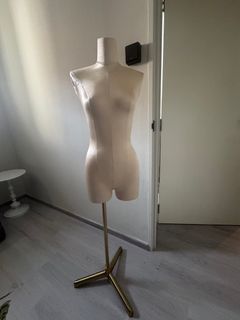 (Category: ) located in . Submitted by bindi (Listing ID 1413533809, Image 1). Description: .