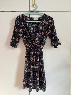 （分類：）位於 。 由 l0velyst 提交（商品編號 1413548099，圖片 1）。簡介： 。