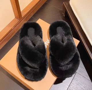 (Category: ) located in . Submitted by clearmyclothing (Listing ID 1413615995, Image 1). Description: .
