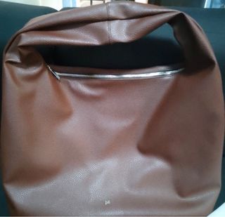 (Category: ) located in . Submitted by issa.preloved98 (Listing ID 1413629158, Image 1). Description: .