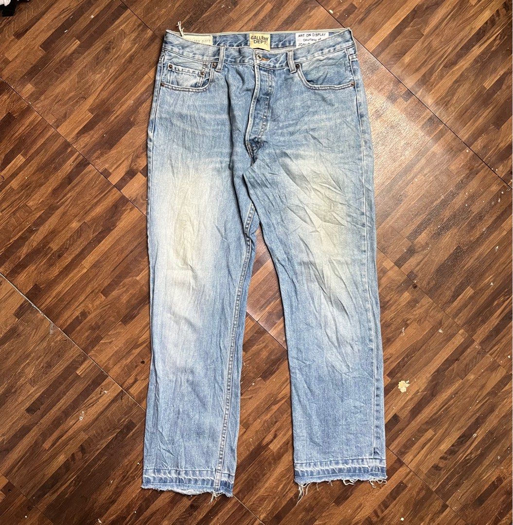 Gallery Dept x Levis Denim Pants (Category: Jeans) located in Cabanatuan. Submitted by refind-ph (Listing ID 1413549863, Image 1). Description: Gallery Dept x Levis Denim Pants Waistline 34 Length 39 Very good condition No issue Color rate 9/10 Dm to purchase! 📩.