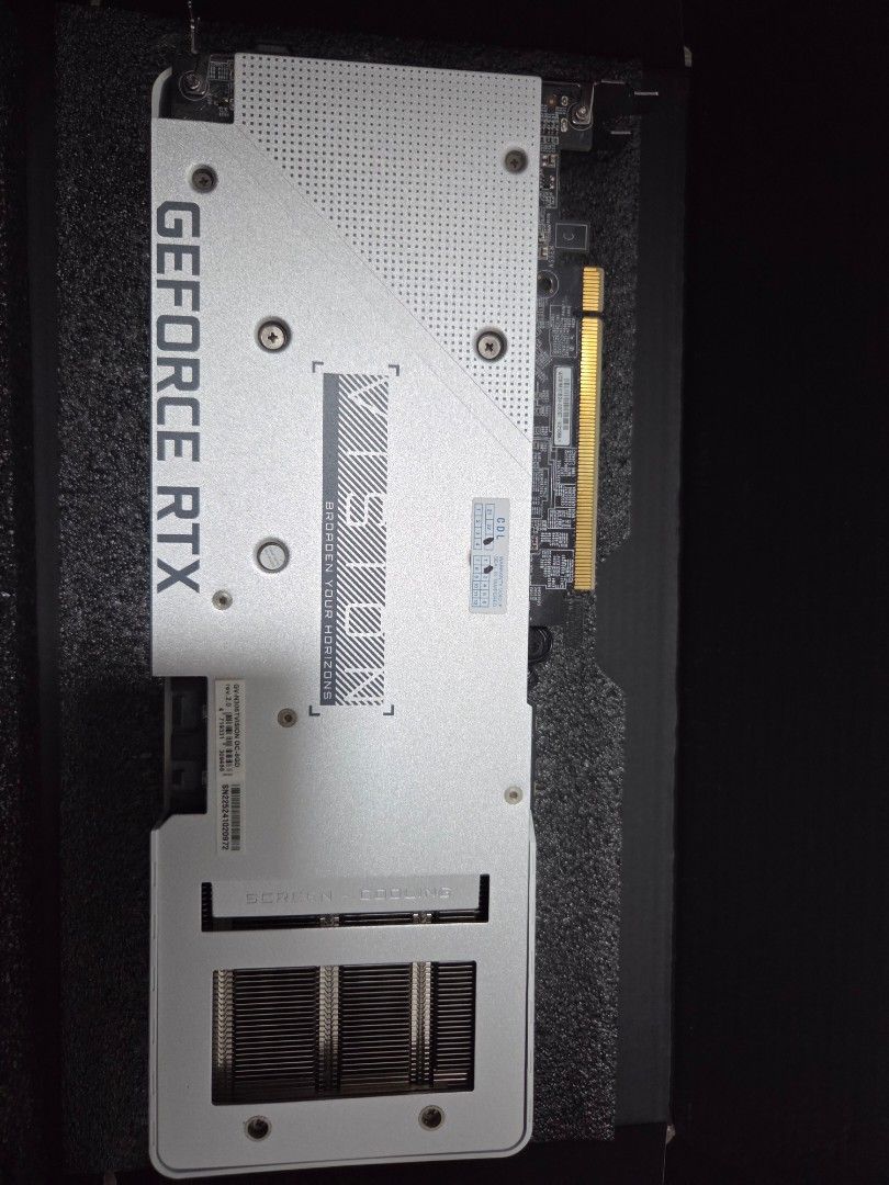 Gigabyte GeForce RTX 3060 Ti Vision OC 8G65561373403394113