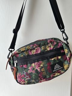 （分類：）位於 。 由 super.__.mari10 提交（商品編號 1413475806，圖片 1）。簡介： 。