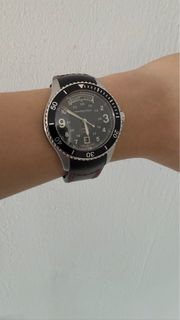 (Category: ) located in . Submitted by glaze (Listing ID 1413485172, Image 1). Description: .