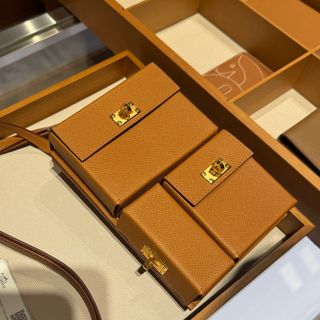 （分類：）位於 。 由 ym__store 提交（商品編號 1413559001，圖片 1）。簡介： 。