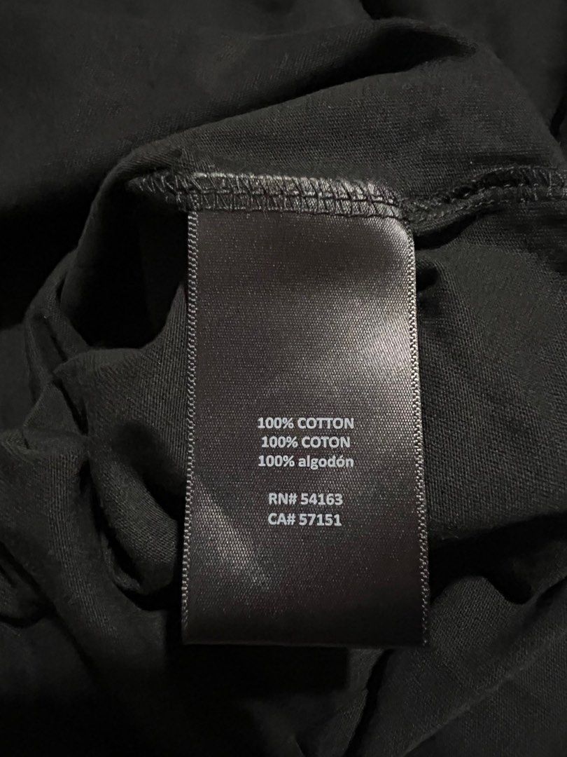 Karl Lagerfeld Tshirt Black Large (Category: Tshirts & Polo Shirts ) located in Valenzuela. Submitted by skiesdeclutter (Listing ID 1413519644, Image 3). Description: Karl Lagerfeld shirt Black Large.