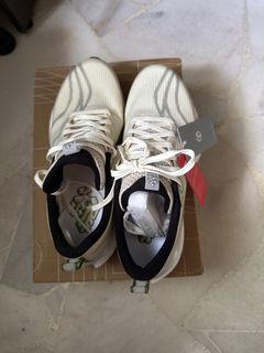 (Category: ) located in . Submitted by yangzhing (Listing ID 1413540841, Image 1). Description: .