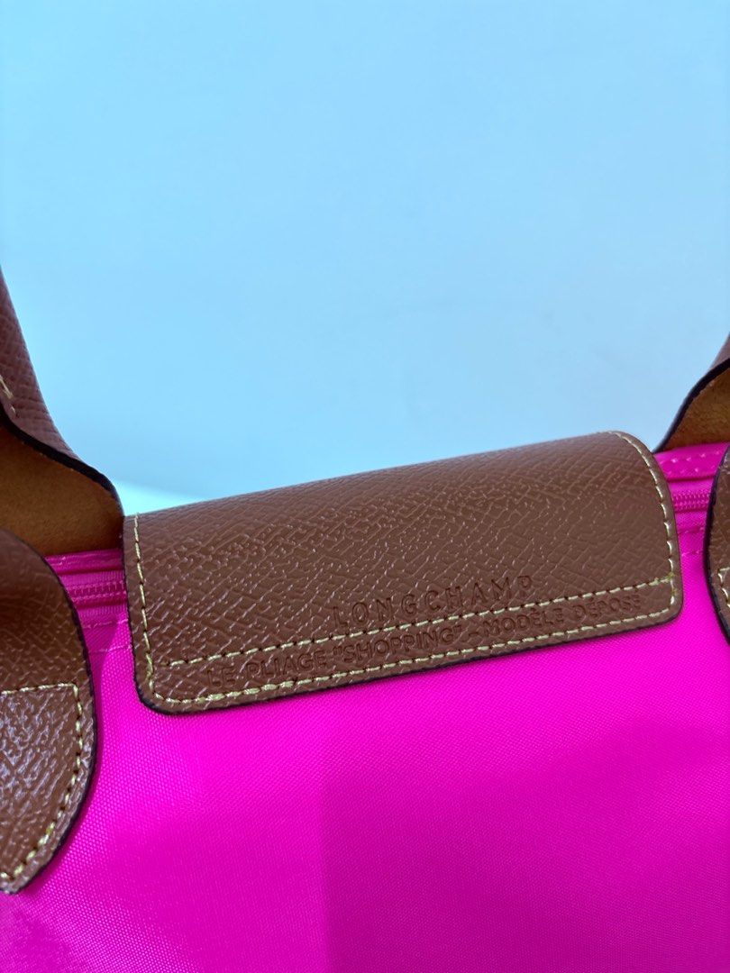 Longchamp Le pliage tote bag in small size (Category: Luxury Bags & Wallets) located in Manila. Submitted by pursonalshopper (Listing ID 1413642661, Image 3). Description: 💠Brand new Longchamp Le Pliage tote in small Long handle Made in France 🇳🇱 Complete Inclusions: ✅Original tags ✅Longchamp Dustbag, paperbag and authenticity cards With cards ✈️Same day delivery within Metro Manila ✈️2 day shipping for Provincial 📍My location: Quezon City ro