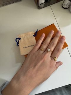（分類：）位於 。 由 YoyoY 提交（商品編號 1413439607，圖片 1）。簡介： 。