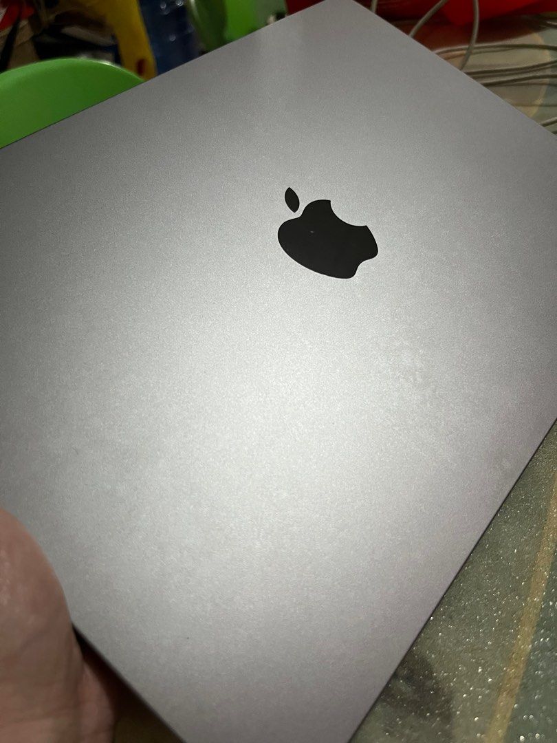 Macbook Air M2 2022 13-inch (Category: Laptops & Notebooks) located in Quezon City. Submitted by luxurhee (Listing ID 1413538167, Image 1). Description: Performance & Chip Apple M2 chip – 8-core CPU (4 performance + 4 efficiency) 8-core GPU (graphics) with an option to configure up to 10-core on some models 16-core Neural Engine for machine learning acceleration Unified memory architecture (very fast shared RAM) Apple Support 🧠 Memory & Storage 