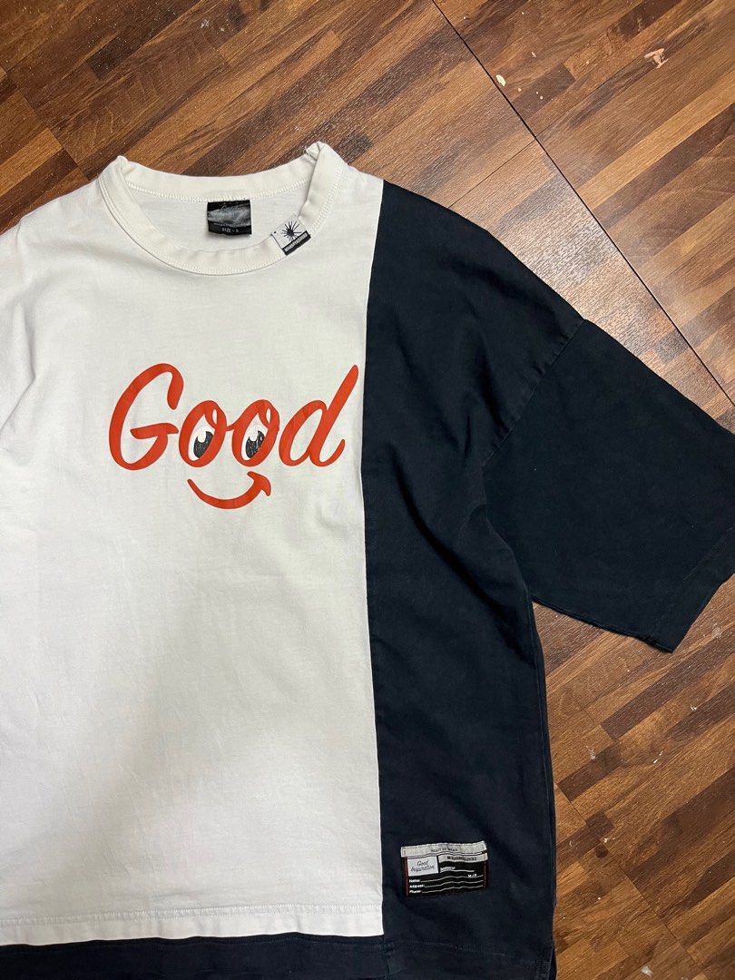 Mihara Yasuhiro x GU Tee (Category: Tshirts & Polo Shirts ) located in Cabanatuan. Submitted by refind-ph (Listing ID 1413541280, Image 2). Description: Mihara Yasuhiro x GU Tee Dimes 20 x 27 inches Very good condition Issue print Color rate 9/10 Dm to purchase! 📩.
