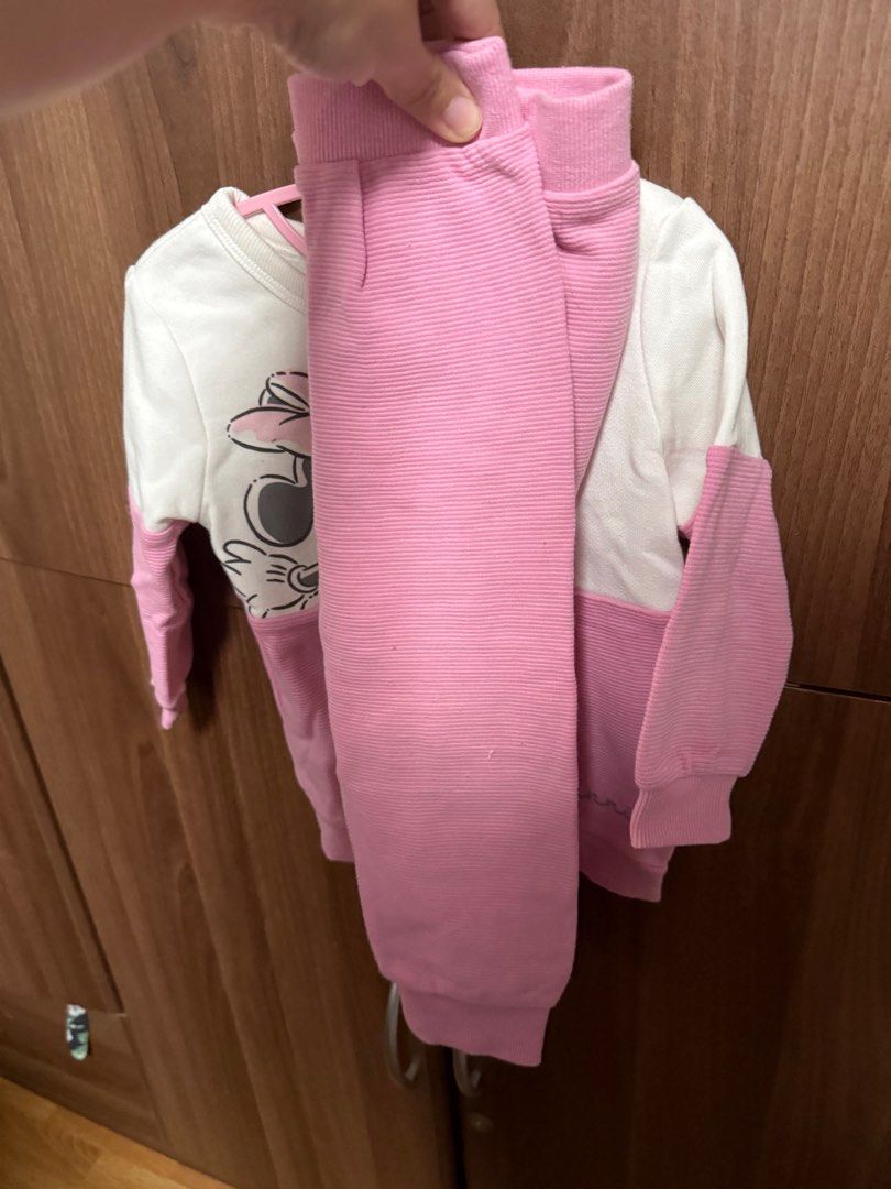Minnie Mouse sweater terno (Category: Babies & Kids Fashion) located in Quezon City. Submitted by bei0921 (Listing ID 1413535050, Image 3). Description: .