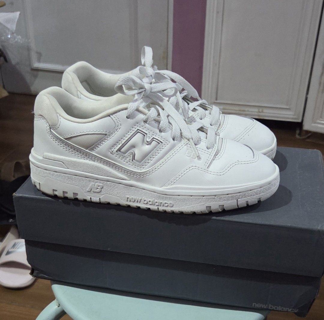 New Balance 550 White Sneakers (Category: Sneakers) located in Binan City. Submitted by Sunny_RJ (Listing ID 1413586631, Image 2). Description: - New Balance 550 - White sneakers - Size: US 6, 24cm, 38 1/2 EUR - Includes original box rfs: decluttering, bulky tingnan sa paa ko.
