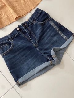 (Kategori: ) berada di . Dikirim oleh elsstuff (ID iklan 1413554770, Gambar 1). Deskripsi: .