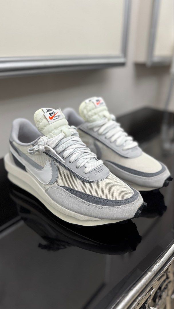 Nike x Sacai LDWaffle Summit White 10.5 (Category: Sneakers) located in San Fernando. Submitted by mnlt_o (Listing ID 1413596919, Image 2). Description: With OG Box Good as new Worn not more than 5x indoors Size: 10.5US Price: 15,000 Location: San Fernando, Pampanga.