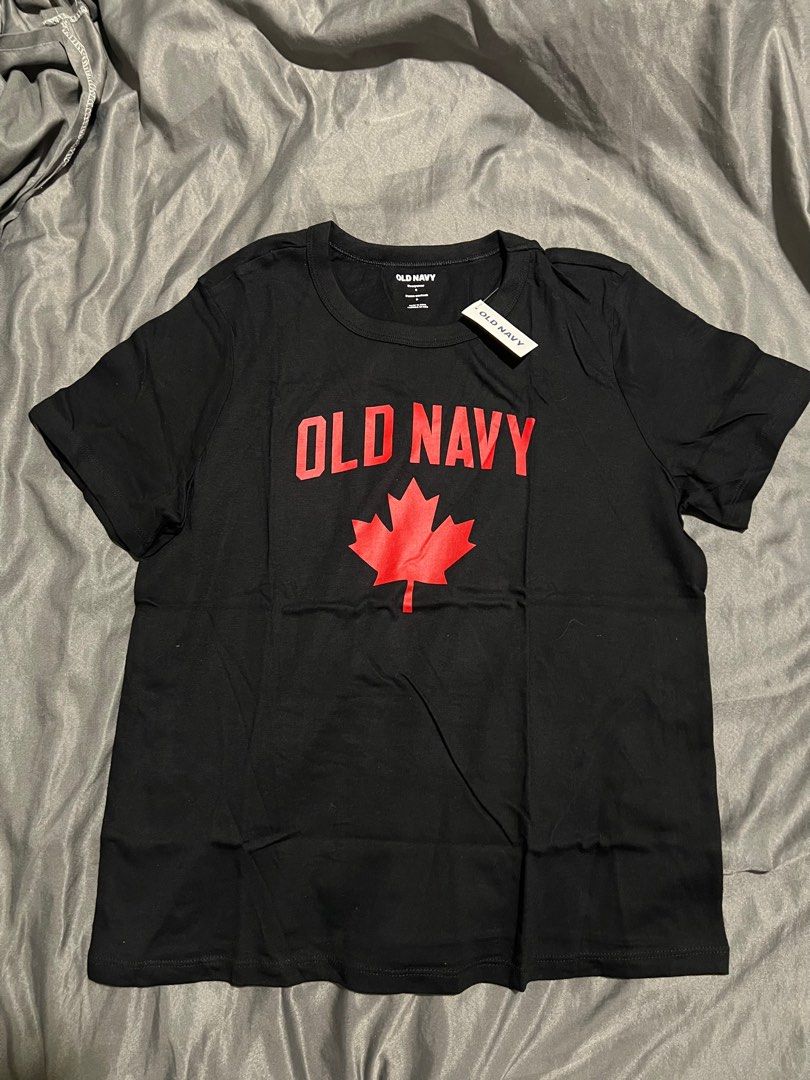 Old Navy Tshirt black (Category: Shirts) located in Valenzuela. Submitted by skiesdeclutter (Listing ID 1413518707, Image 1). Description: .