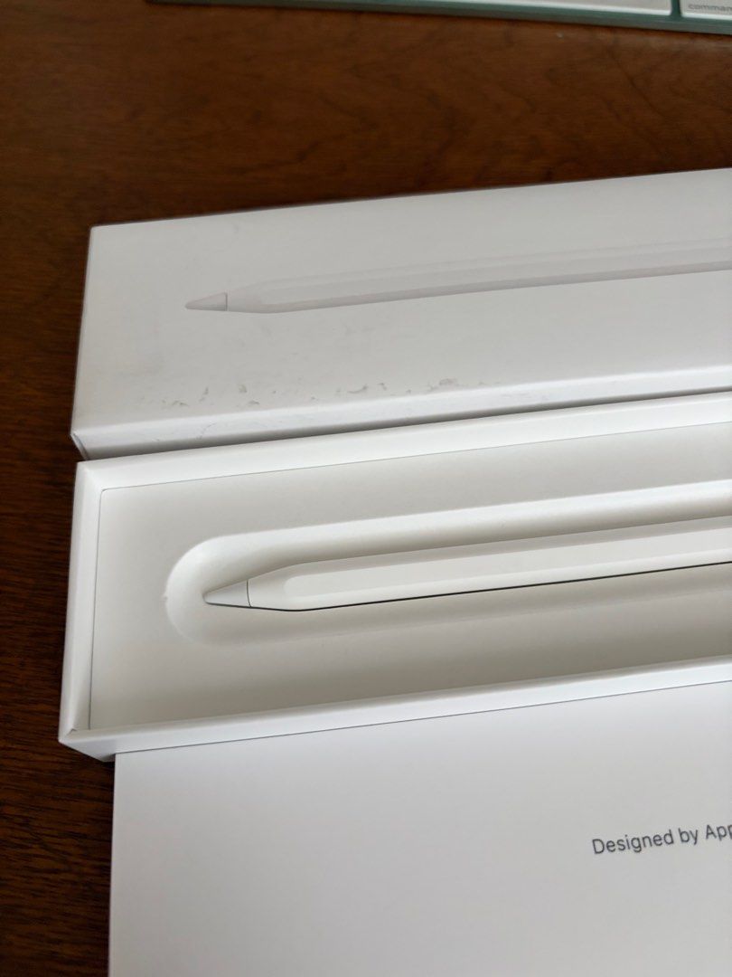 Original Apple Pencil 2 / 2nd generation FIXED PRICE (Category: Other Mobile & Gadget Accessories) located in Manila. Submitted by razelysonn (Listing ID 1413520858, Image 2). Description: FIXED PRICE like new condition - posted side by side of it :) everything works perfectly Location: Binondo Manila.