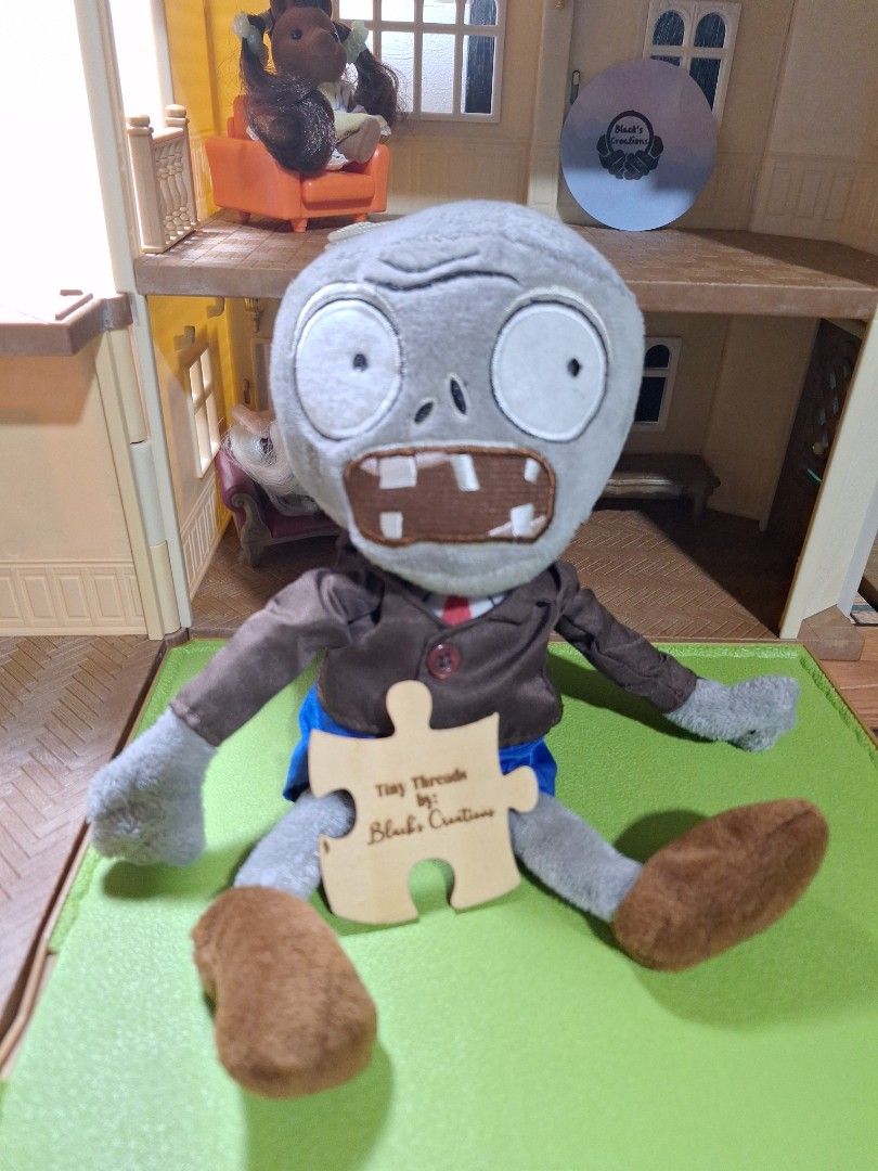 Plants vs. Zombies Zombie Plush Toy (Category: Plushies & Soft Toys) located in Cavite. Submitted by Mavee (Listing ID 1413591442, Image 1). Description: Hard to find plant's vs. zombies plush doll, may panabit, cute na katakut hahaha, ayaw nila mama' pls. adopt him na wawa naman 💚ang ganda pa walang punit, cleaned na already nahuhubad shorts pede i wash😊.