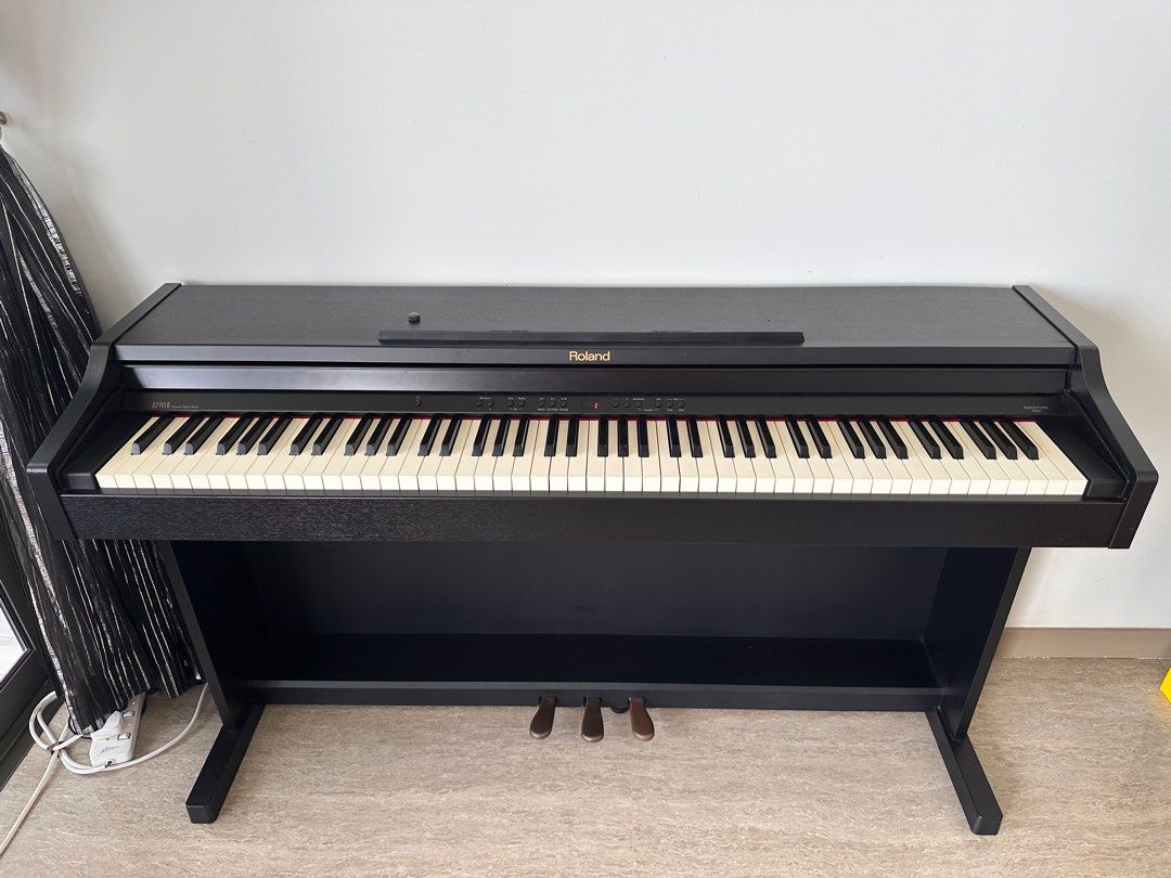 ローランド RP401R Roland - News Release - 好評の初心者向け電子ピアノに台数限定モデル