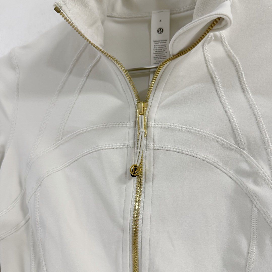 RRP: $228) Lululemon Cropped Define Jacket Light Ivory Bone with