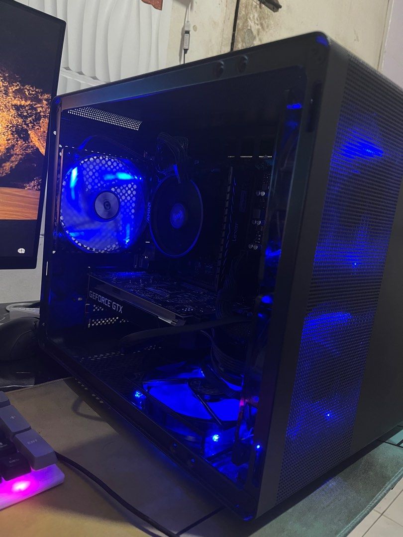 RYZEN 5 5600G WITH GPU (Category: Desktops) located in Caloocan City. Submitted by odddragon-d44fe0 (Listing ID 1413613944, Image 2). Description: RYZEN 5 SYSTEM UNITS WITH GPU!! PC 2 BLACK -(10 months used only) •RYZEN 5 5600G •8GB RAM (add 1k if u want to upgrade to 16gb) •256GB SSD •GTX 1650 •THERMALTAKE 700WATTS PSU •GAMING KEYS WITH 5 BLUE FANS ALL WORKING ALL SYSTEM UNIT R IN A GOOD CONDITION OFFER LANG PO IF MAGKASUNDO PICKUP NYO NA HEHE.