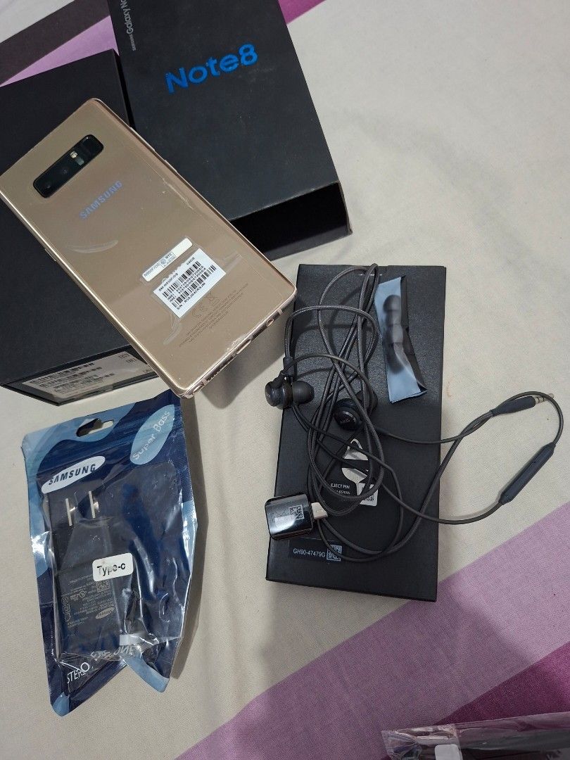 Samsung Galaxy Note 8 (Category: Samsung) located in Las Pinas. Submitted by l.b.j. (Listing ID 1413392653, Image 2). Description: Complete with box and S-Pen/ accesories (charger, headphones, 2 usb-C connectors, 3 extra case covers ( 2 new/unused). Bought 2022 with official reciept (P12K). ☆ ALL ORIGINAL ✅️6.3-inch Quad HD+ Super AMOLED display, an iconic Bluetooth-enabled S Pen, dual 12MP rear cameras with optical image stabilization, and a Sna