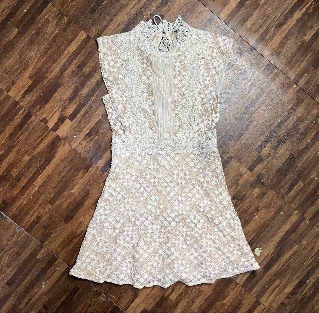 Sandro Peaches Lace Dress (Category: Dresses) located in Cabanatuan. Submitted by refind-ph (Listing ID 1413539351, Image 1). Description: Sandro Peaches Lace Dress Dimes 15.5 x 31 inches Very good condition Issue stain Color rate 9/10 Dm to purchase! 📩.
