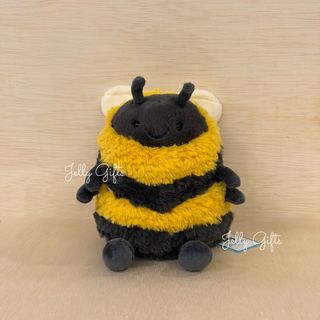 (Category: ) located in . Submitted by jellygift (Listing ID 1399626059, Image 1). Description: .