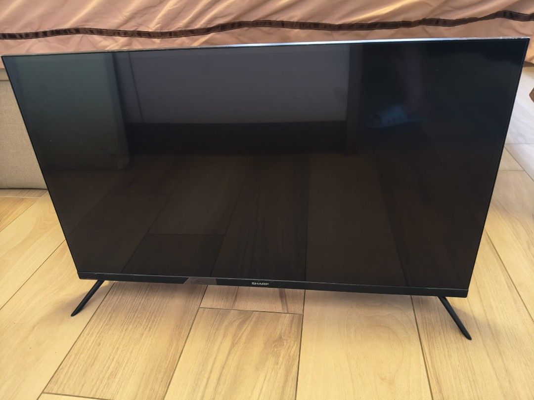 Sharp TV (Category: TV) located in Singapore. Submitted by hc0007 (Listing ID 1413518721, Image 1). Description: Existing and Extended warranty 2 years till Feb 2029 Sharp HDMI 32 inch LED Blacklight TV, Dolby Audio Price Negotiable.