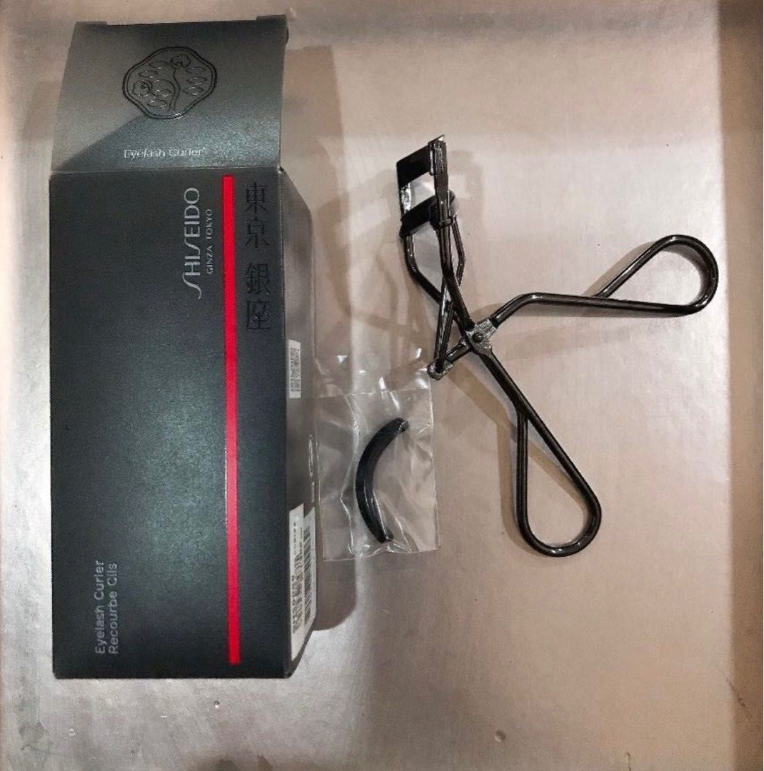 SHISEIDO EYELASH CURLER (Category: Makeup) located in Manila. Submitted by lessentiel.ph (Listing ID 1350328097, Image 3). Description: .