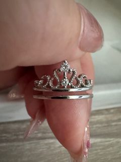 (Category: ) located in . Submitted by MylilCloset (Listing ID 1413603919, Image 1). Description: .