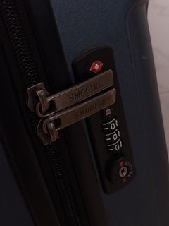 （分類：）位於 。 由 markreyes33775 提交（商品編號 1413644442，圖片 1）。簡介： 。