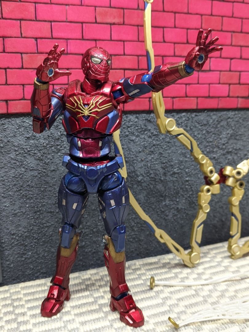 Spiderman : Fighting Armor Iron Spider - KO Bootleg Sentinel, Hobbies ...