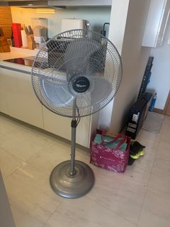 (Category: ) located in . Submitted by mattyjung (Listing ID 1413445327, Image 1). Description: .