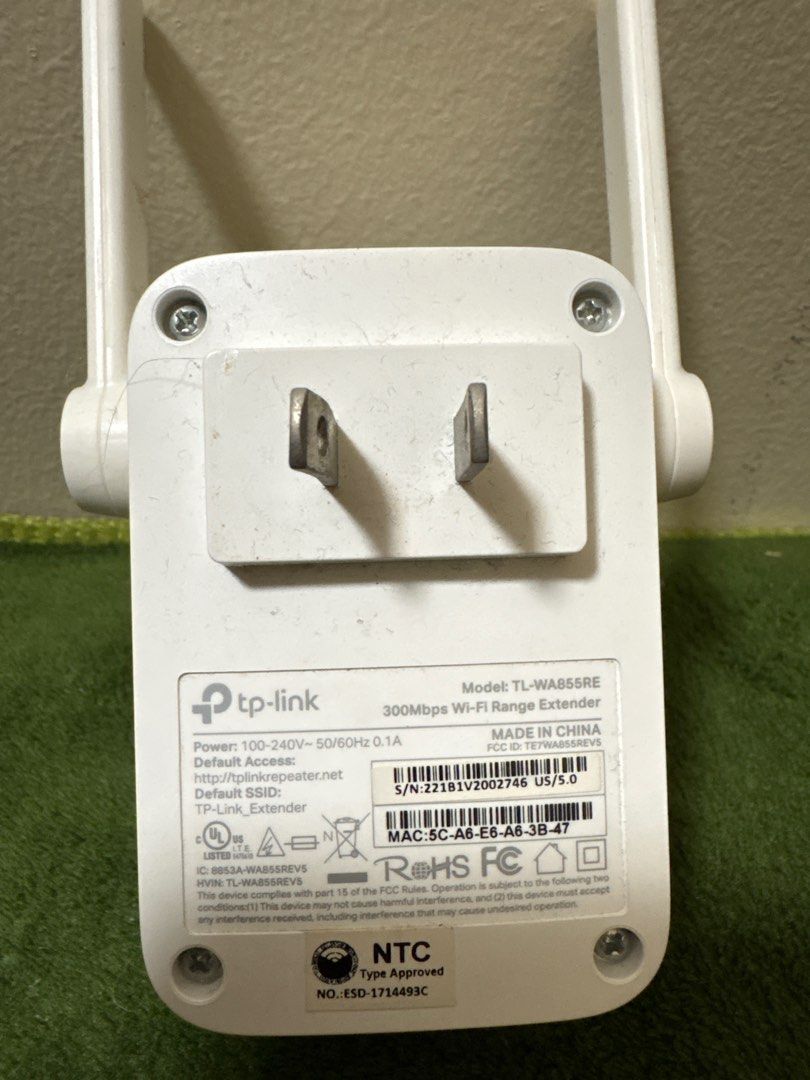 TP-Link TL-WA855RE 300Mbps WiFi Range Extender (Category: Networking) located in Quezon City. Submitted by athenskid (Listing ID 1413518297, Image 1). Description: TP-Link TL-WA855RE WiFi range extender. It has two external antennas and a built-in power plug. The device supports 100-240V and 50/60Hz. It is a 300Mbps WiFi range extender. The model number is TL-WA855RE. The device is white in color..