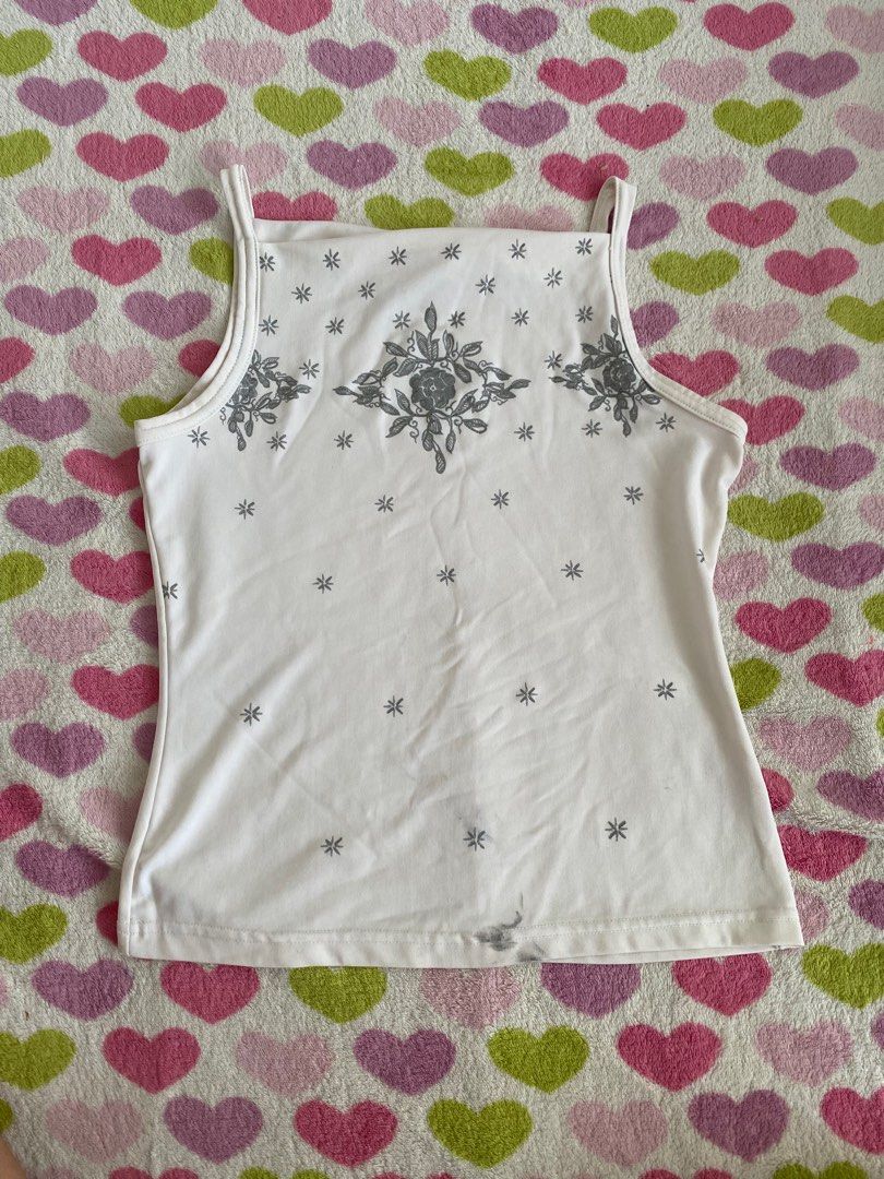 Vintage La Senza High Neck Top (Category: Sleeveless) located in Pasay City. Submitted by itabiyou (Listing ID 1413523654, Image 1). Description: - has stain, just needs wash - slightly stretchable material - very comfy & flattering - fits xs-semi m.