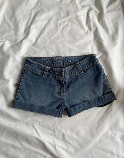 (Category: ) located in . Submitted by cottoncandy242 (Listing ID 1413478580, Image 1). Description: .