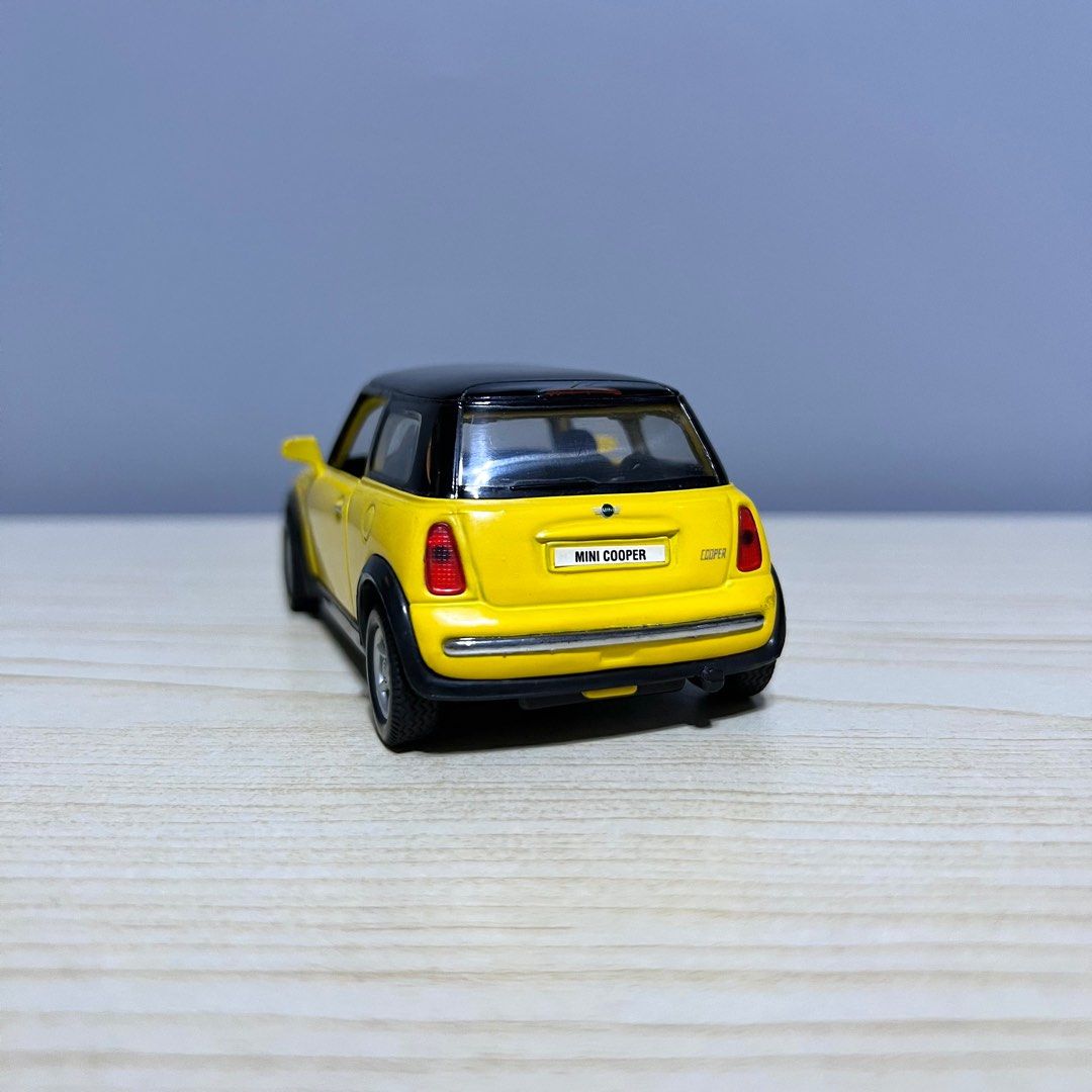 Welly No.9766 Mini Cooper Pullback Diecast Car (w/ minor paint chips) - Php 300 (Category: Vehicle & Diecast Models) located in Davao. Submitted by pandorastoybox (Listing ID 1413565677, Image 3). Description: Welly No.9766 Mini Cooper Pullback Diecast Car (w/ minor paint chips) - Php 300 .