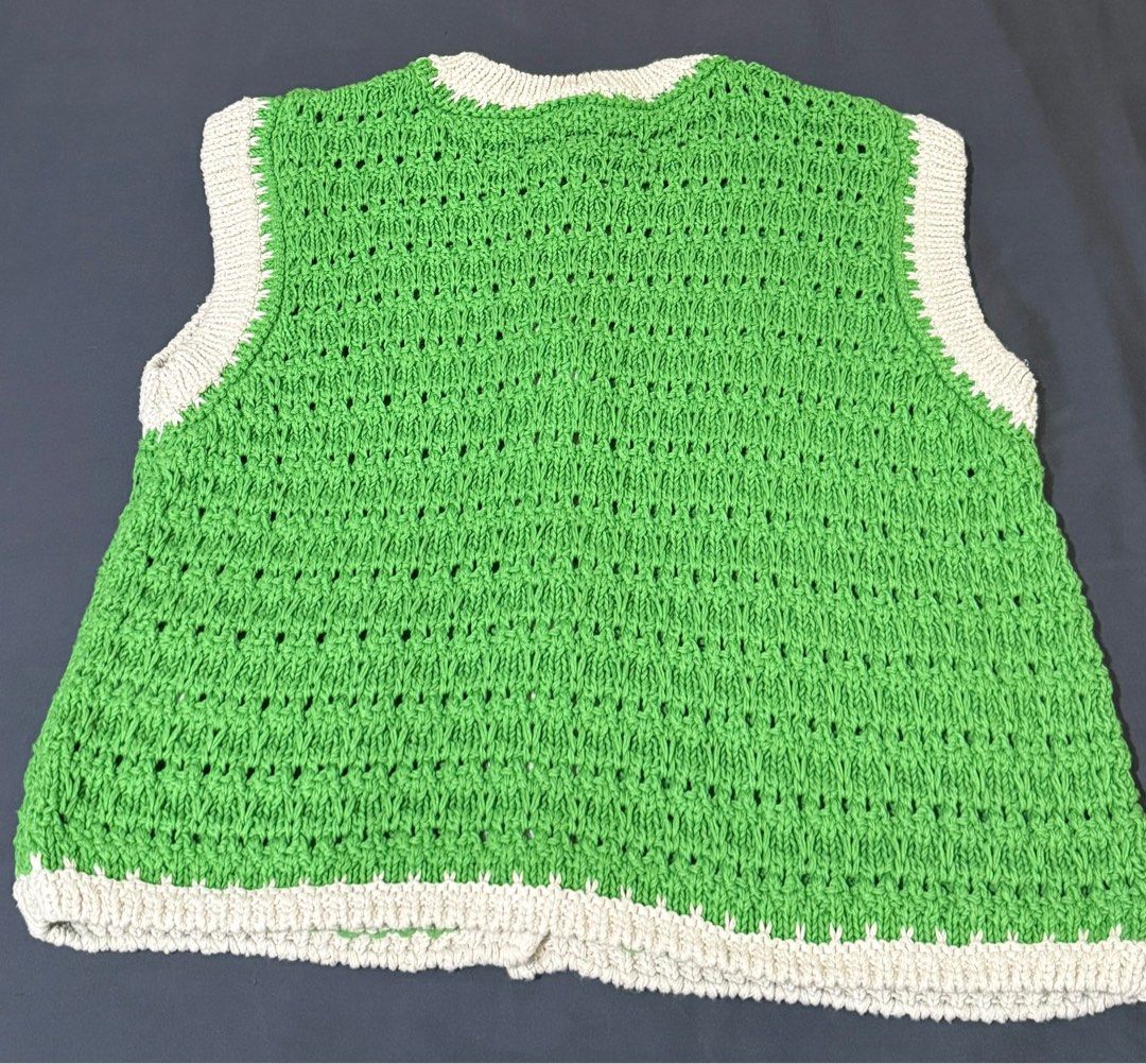 Zara Oversized Button Knitted Waistcoat Top Green (Category: Sleeveless) located in Makati City. Submitted by loriz_mar (Listing ID 1413564890, Image 3). Description: Zara green knit vest with cream trim. Size S. Made in Turkey. Stylish layering piece..