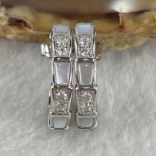 (Category: ) located in . Submitted by huangsjadeiteandjewelry (Listing ID 1413687791, Image 1). Description: .