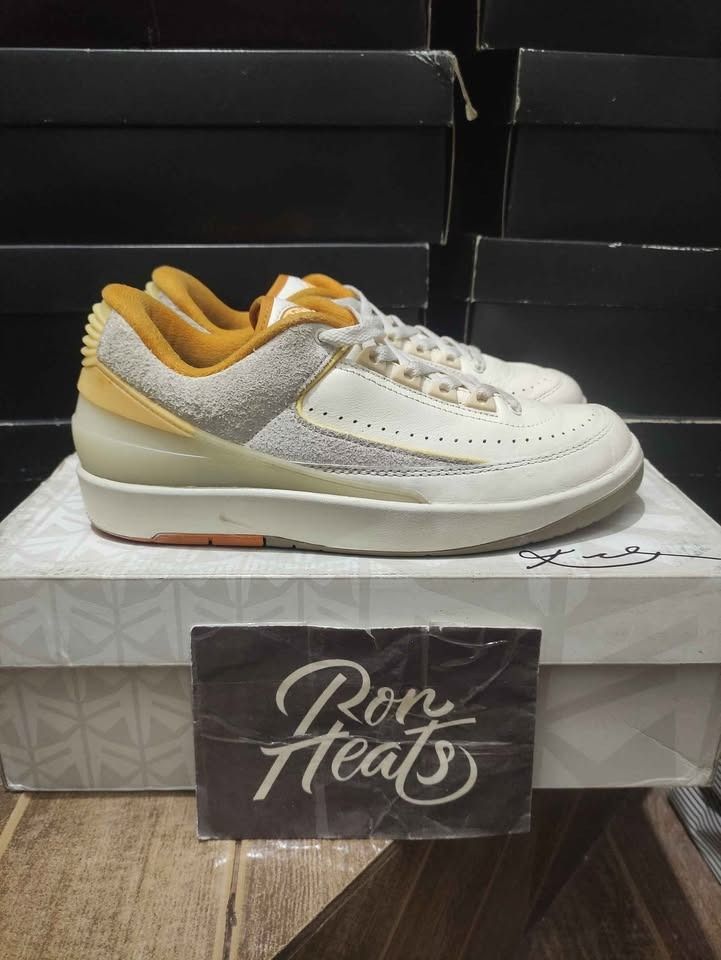 Air Jordan 2 Low Melon Tint (Category: Sneakers) located in Cebu City. Submitted by RONHEATS (Listing ID 1413659225, Image 1). Description: Size 7 Legit/Original Guaranteed ✅ Very good condition Replacement box Free shipping 2-3 days ETA door to door shipping nationwide.