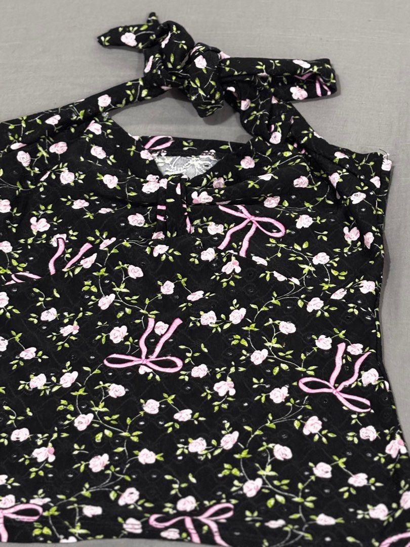 Black eyelet style floral halter top (Category: Others Tops) located in Pasig City. Submitted by fawnbelle (Listing ID 1413785967, Image 3). Description: .