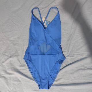 (Category: ) located in . Submitted by yw_23 (Listing ID 1413752948, Image 1). Description: .