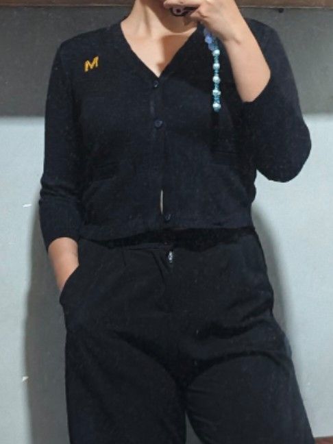 Cambridge Black Cardigan with 'M' Logo (Category: Coats, Jackets and Outerwear) located in Manila. Submitted by hulyaaa123 (Listing ID 1413773381, Image 2). Description: - kulang Ng Isang butones, good quality. XS - Small Ang size..