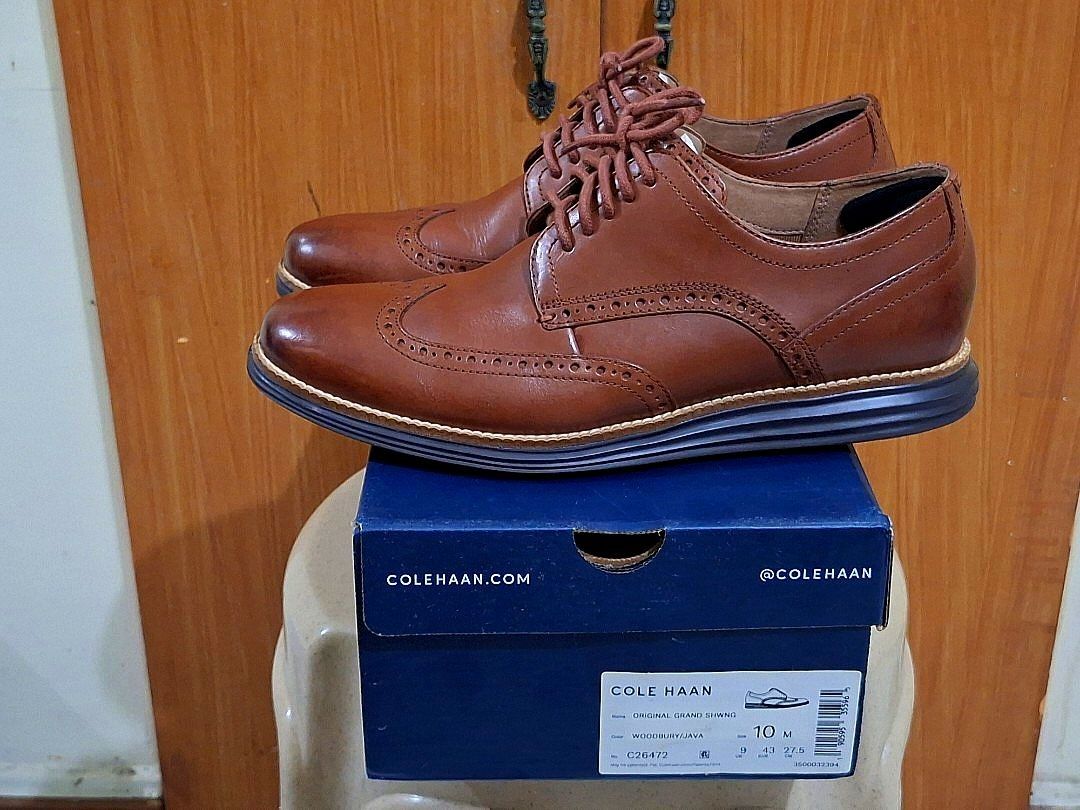 Cole Haan Original Grand Wingtip Shoes - Woodbury/Java (Category: Dress Shoes) located in Las Pinas. Submitted by online.store (Listing ID 1413765264, Image 2). Description: ‼️LAST PRICE. Meetup in SM Southmall, Las Piñas or Lalamove - Cole Haan Original Grand Wingtip - Color: Woodbury/Java - Size: 10 M - Condition: Excellent. Seldom used. - Includes original box - Woodbury Brown leather upper - Wingtip detailing - Java dark soles - With installe