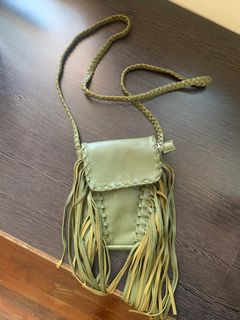 (Category: ) located in . Submitted by junyee8 (Listing ID 1413676331, Image 1). Description: .