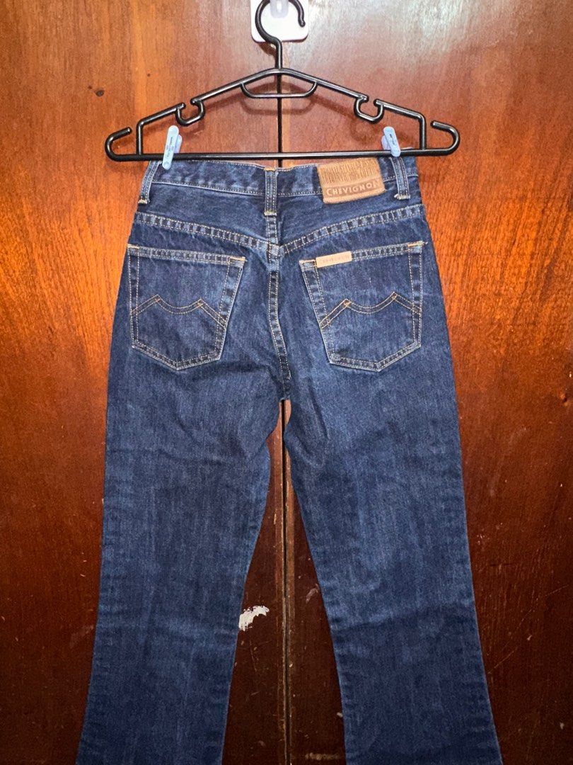 Dark Wash Denim Bootcut Jeans (Category: Jeans) located in Manila. Submitted by roxxibun (Listing ID 1413444642, Image 3). Description: - Dark wash bootcut jeans - Midwaist - Waist 24; Length 39; Leg Width 8.5 - Hard denim, really nice! - See last photo for actual color.
