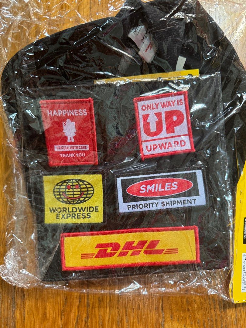 DHL Patch cap (Category: Caps & Hats) located in Singapore. Submitted by aesthtc (Listing ID 1413671890, Image 2). Description: Cool DHL cap with swappable patch at the front! Price can nego .