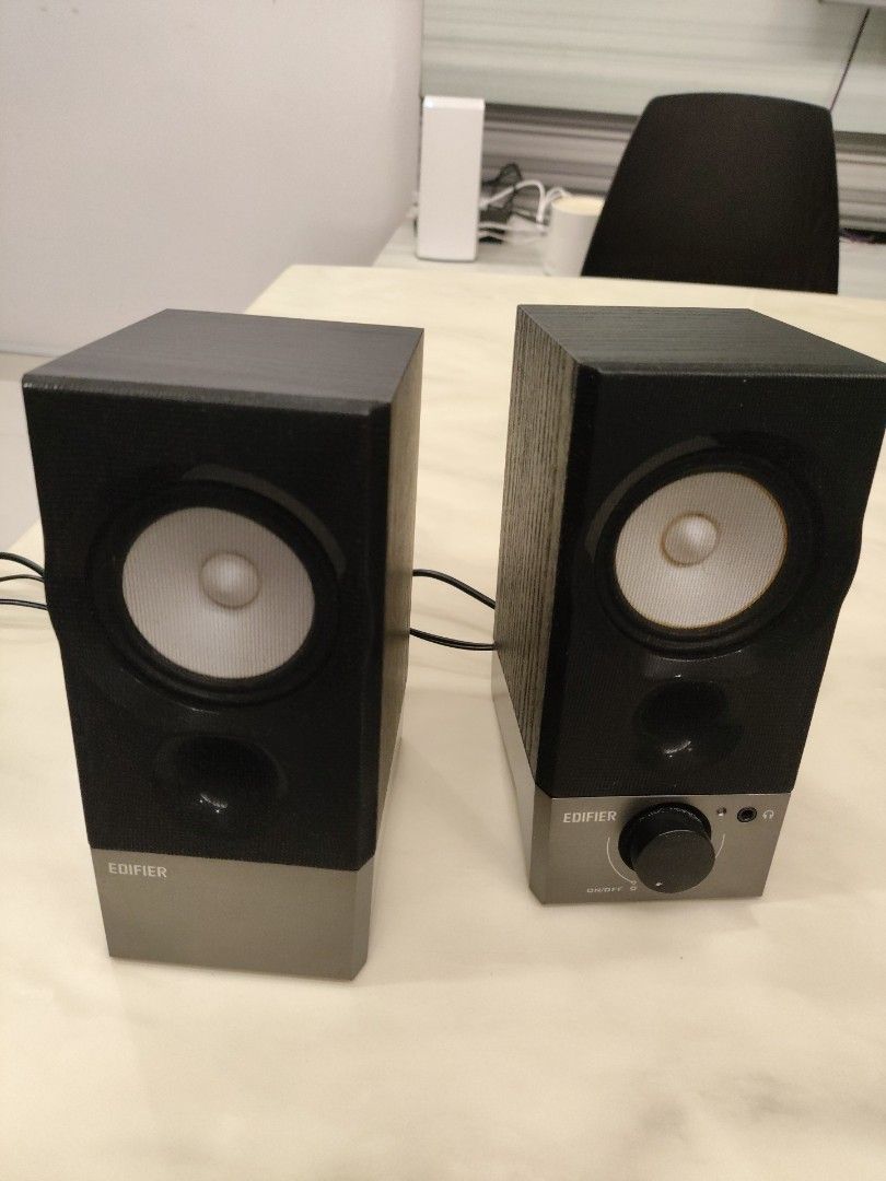 Edifier R19U USB Speakers